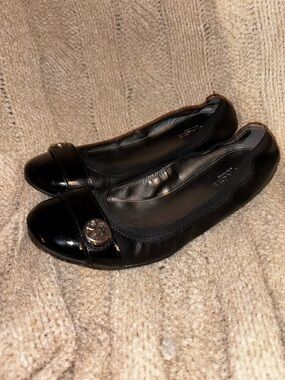Coach Black Patent Leather Ballet Flats Logo Button Size 6